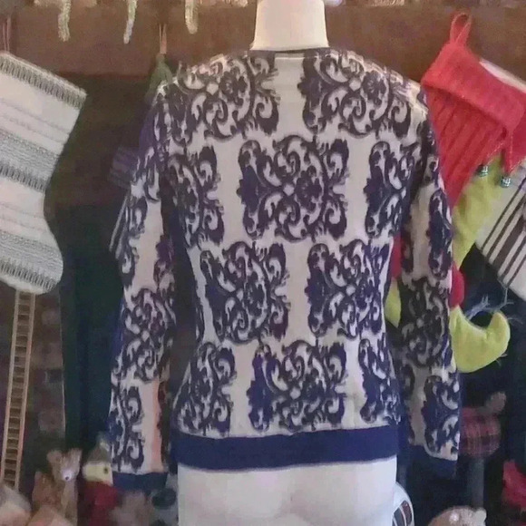 Cropped zip up printed cardigan - Picture 2 of 2